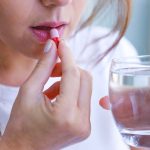 Isotretinoin bei Rosacea: Die Nebenwirkungen die dein Arzt dir vielleicht nicht nennt Aktuelle Studienlage. Claudia Rönsch, die Glückstrainerin, ganzheitliche Gesundheits- & Ernährungsberaterin, Hamburg